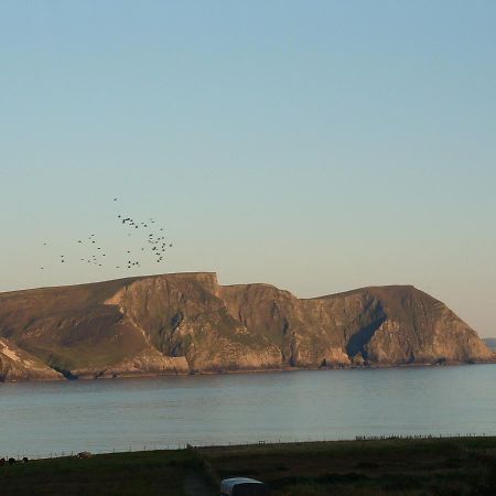 Bed and Breakfast Achill Isle House Кил Экстерьер фото